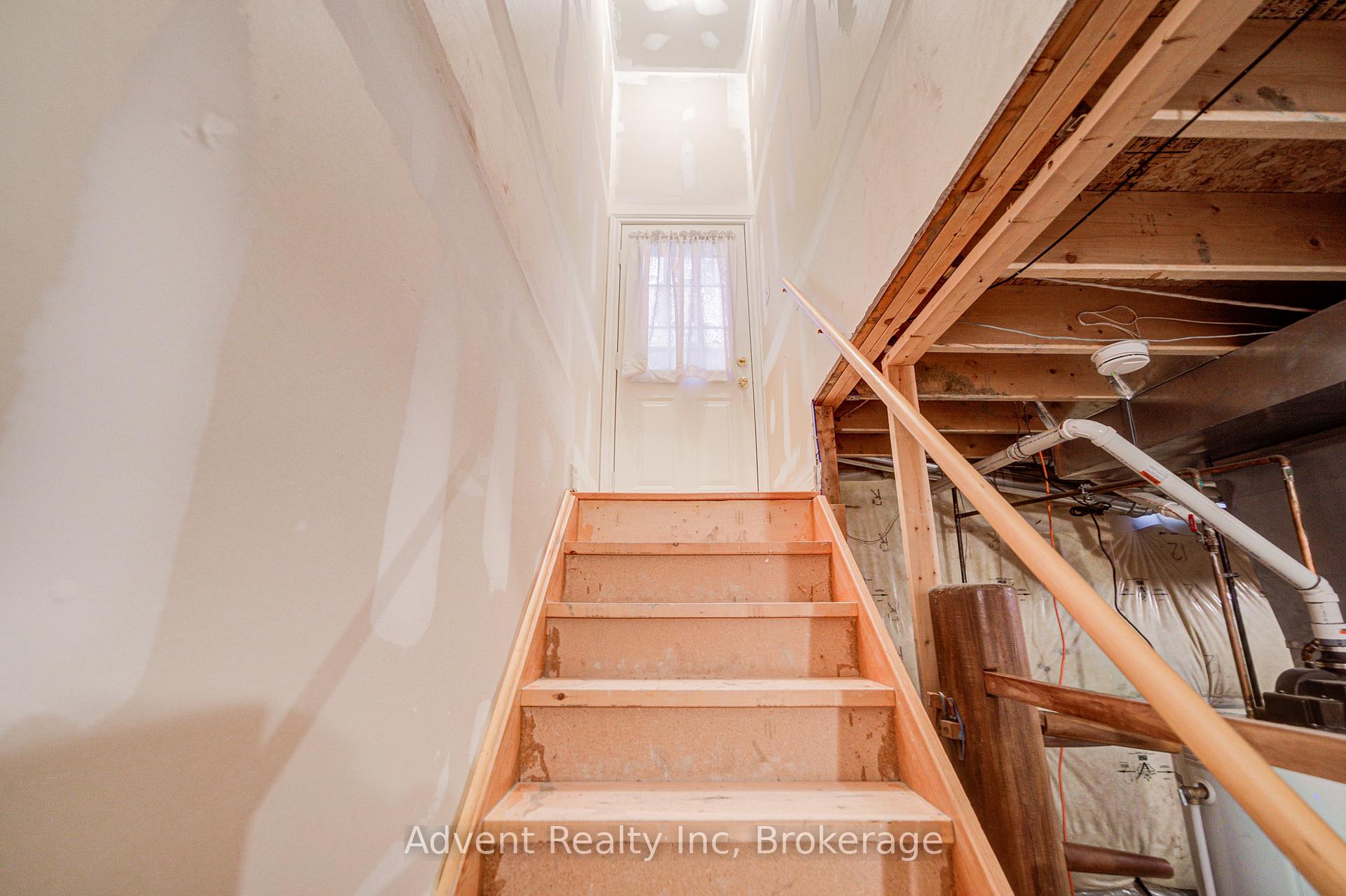 Photo 43 of 147 Frank Endean Road, Richmond Hill, Rouge Woods — HOMEH
