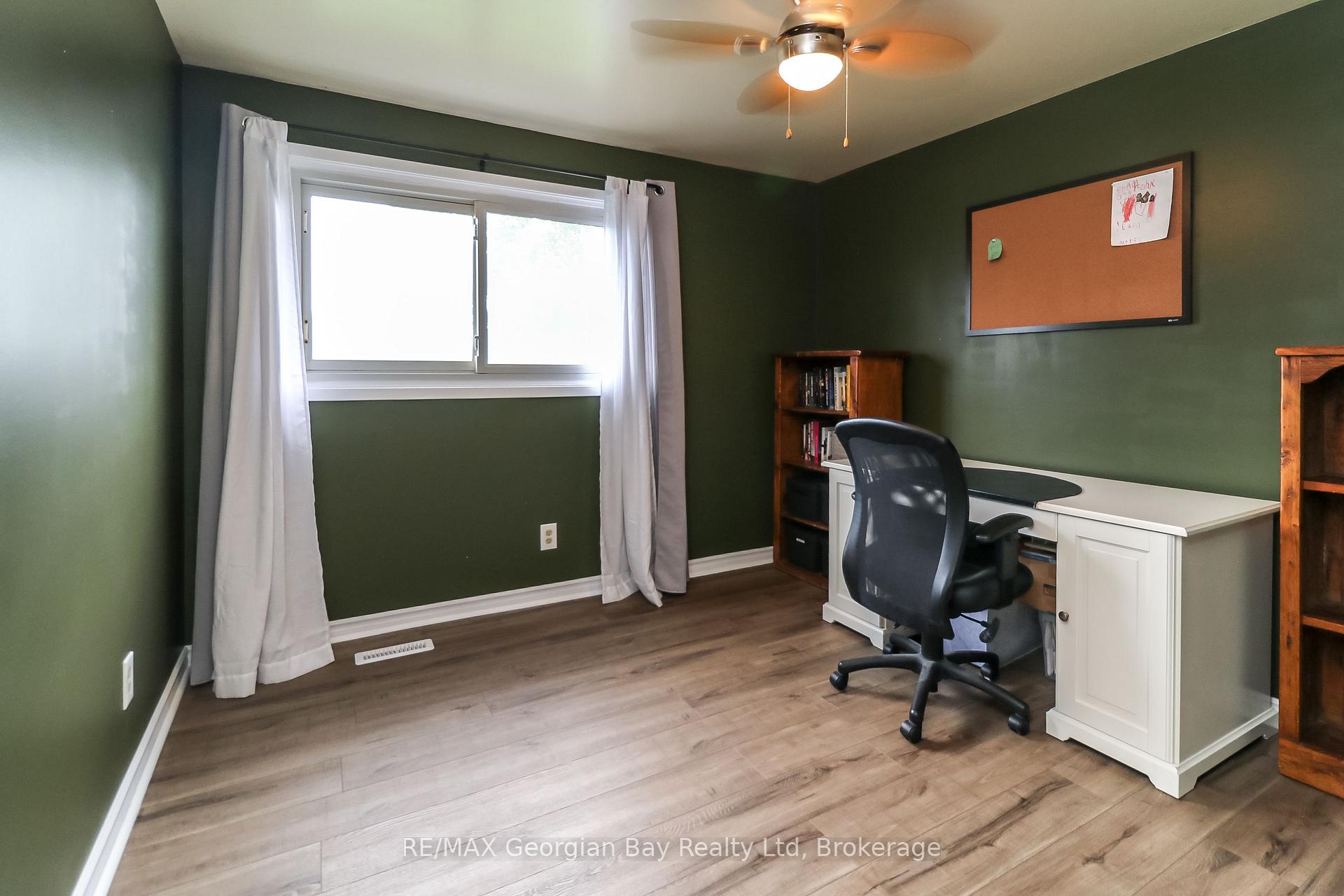 Photo 24 of 718 Birchwood Drive, Midland — HOMEH