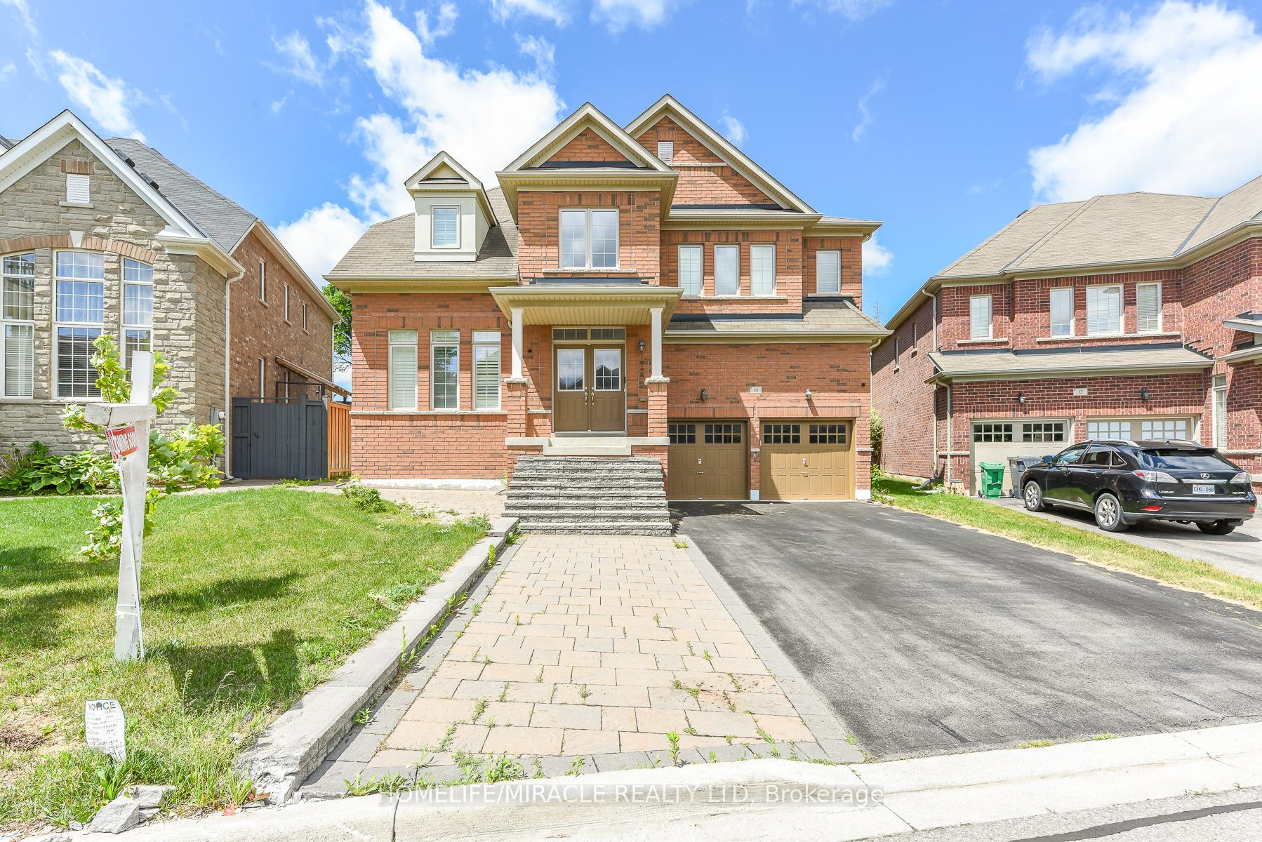Front of 10 Danfield Court