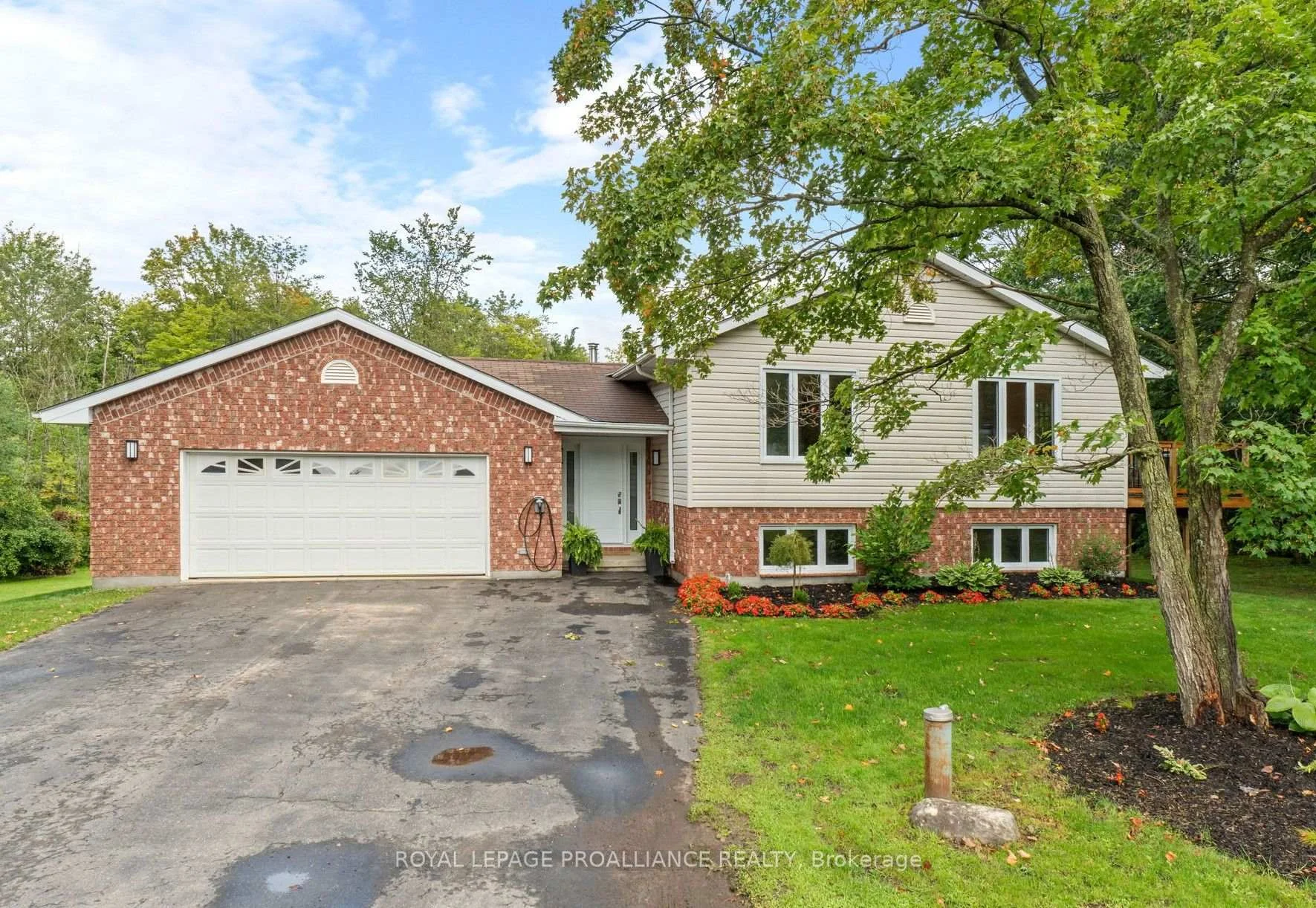 Photo of 18 East Townline Road
