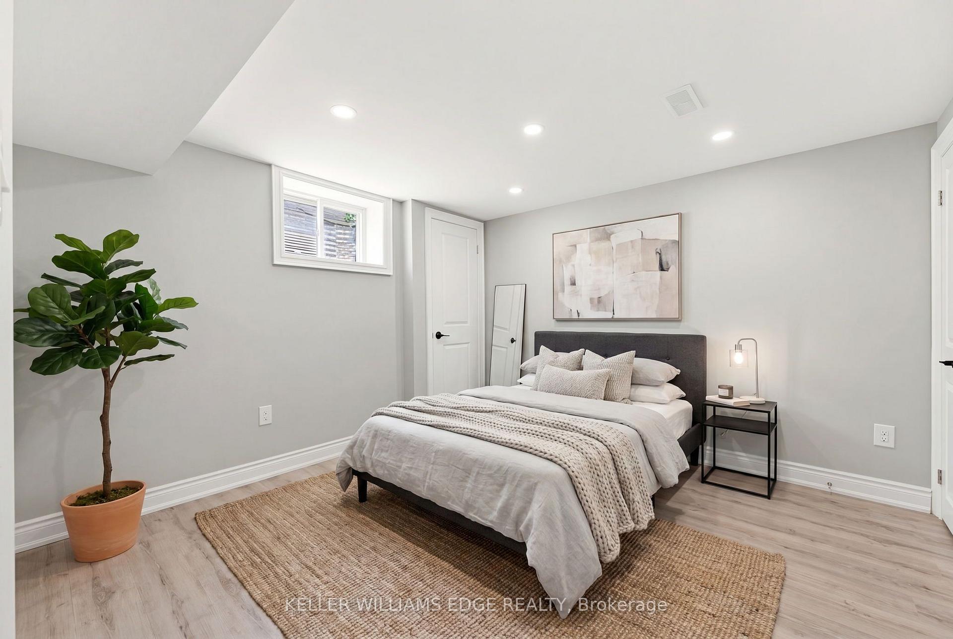 Photo 25 of 17 Broadmore Avenue, St. Catharines, Carlton/Bunting — HOMEH
