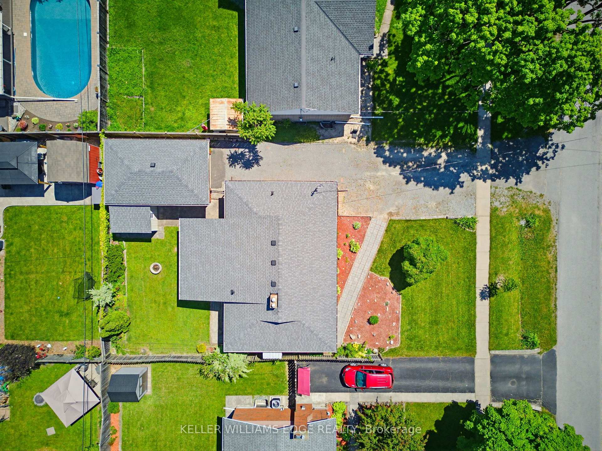 Photo 37 of 17 Broadmore Avenue, St. Catharines, Carlton/Bunting — HOMEH