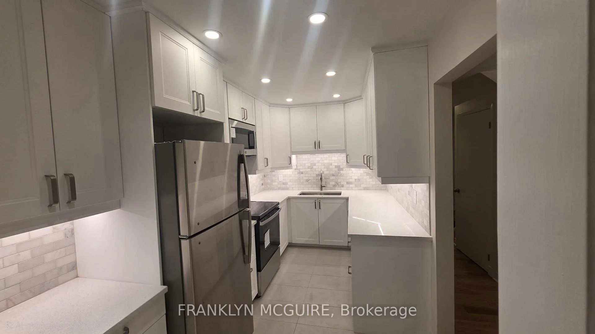 Photo 15 of 115 Castlefrank Road W, Ottawa, Kanata - Glencairn/Hazeldean — HOMEH
