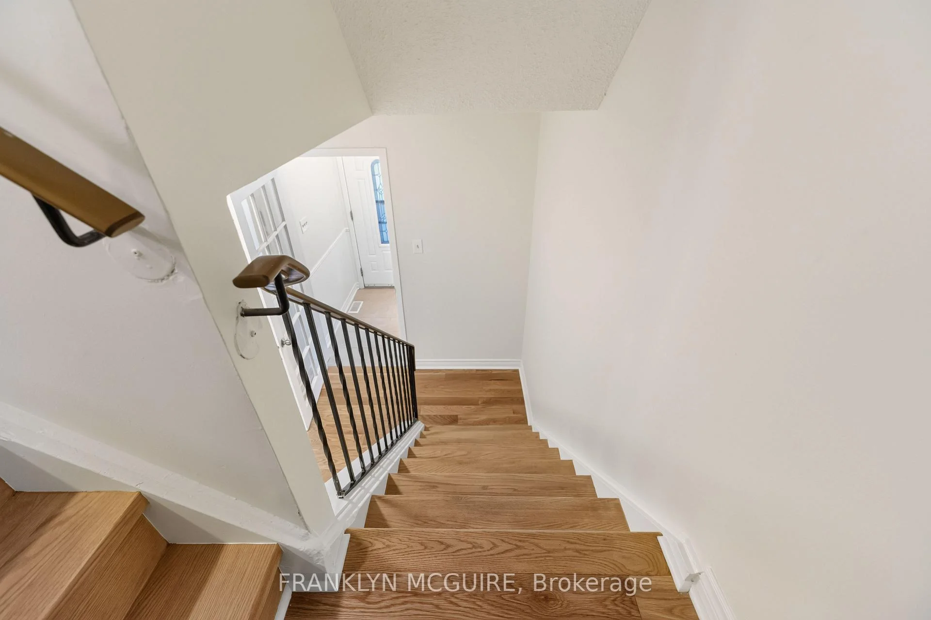 Photo 25 of 115 Castlefrank Road W, Ottawa, Kanata - Glencairn/Hazeldean — HOMEH