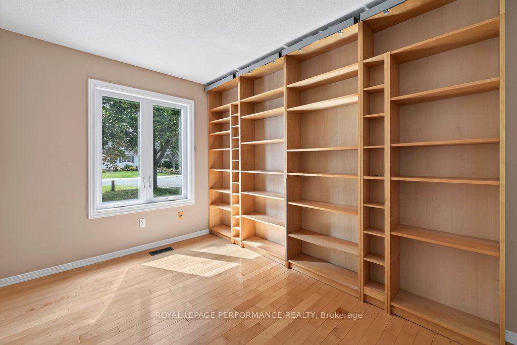 Photo 7 of 83 Kathleen Crescent, Ottawa, Stittsville (Central) — HOMEH