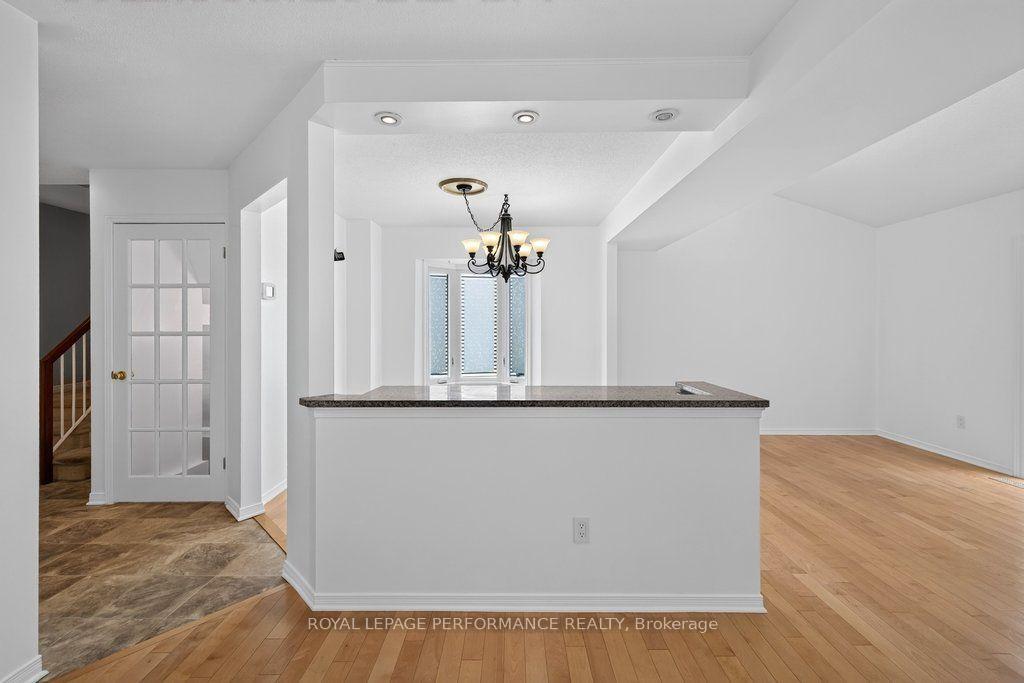 Photo 15 of 83 Kathleen Crescent, Ottawa, Stittsville (Central) — HOMEH