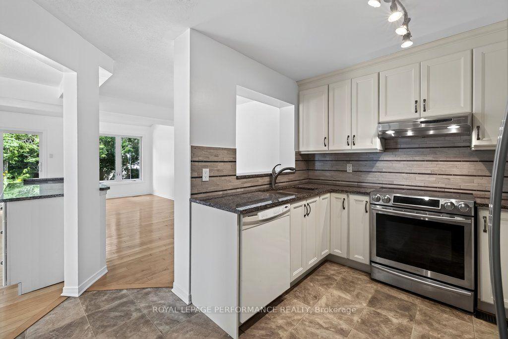Photo 19 of 83 Kathleen Crescent, Ottawa, Stittsville (Central) — HOMEH