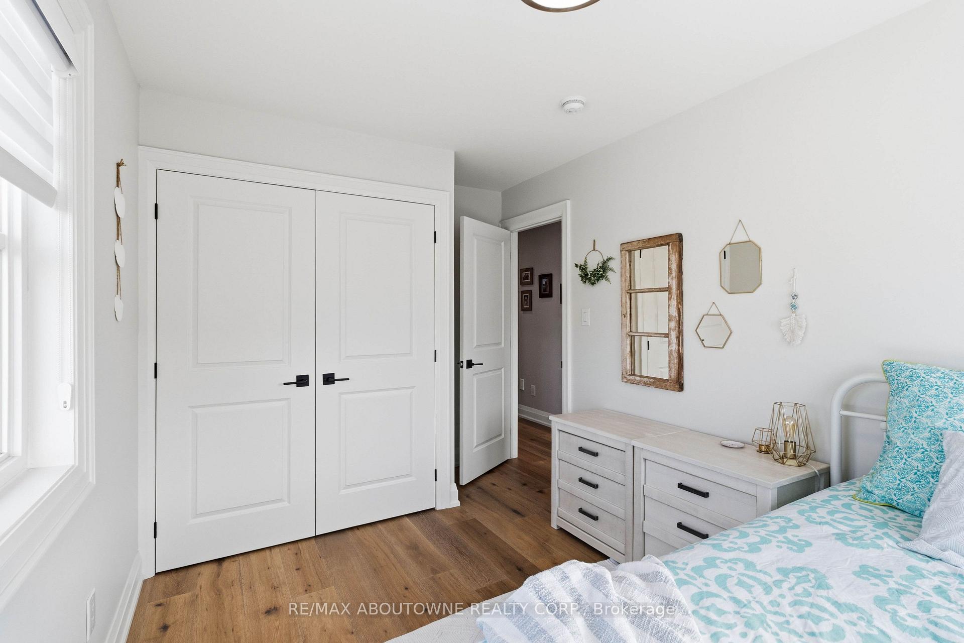 Photo 23 of 2228 Jillian Lane, Oakville, Westmount — HOMEH