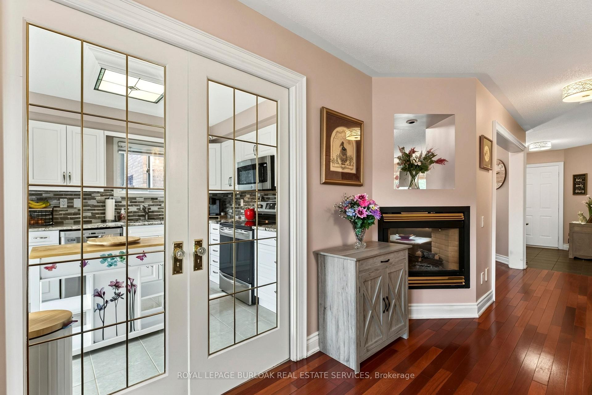 Photo 16 of 31 Grindstone Way, Hamilton, Waterdown — HOMEH
