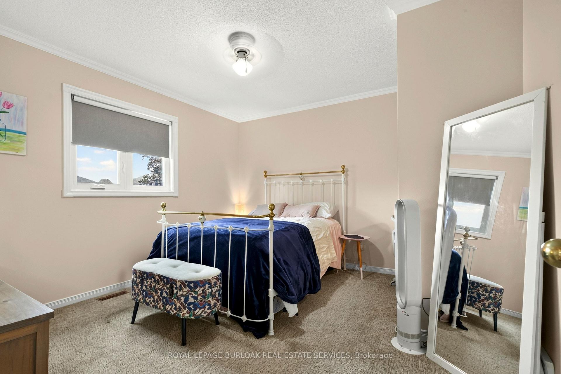 Photo 26 of 31 Grindstone Way, Hamilton, Waterdown — HOMEH