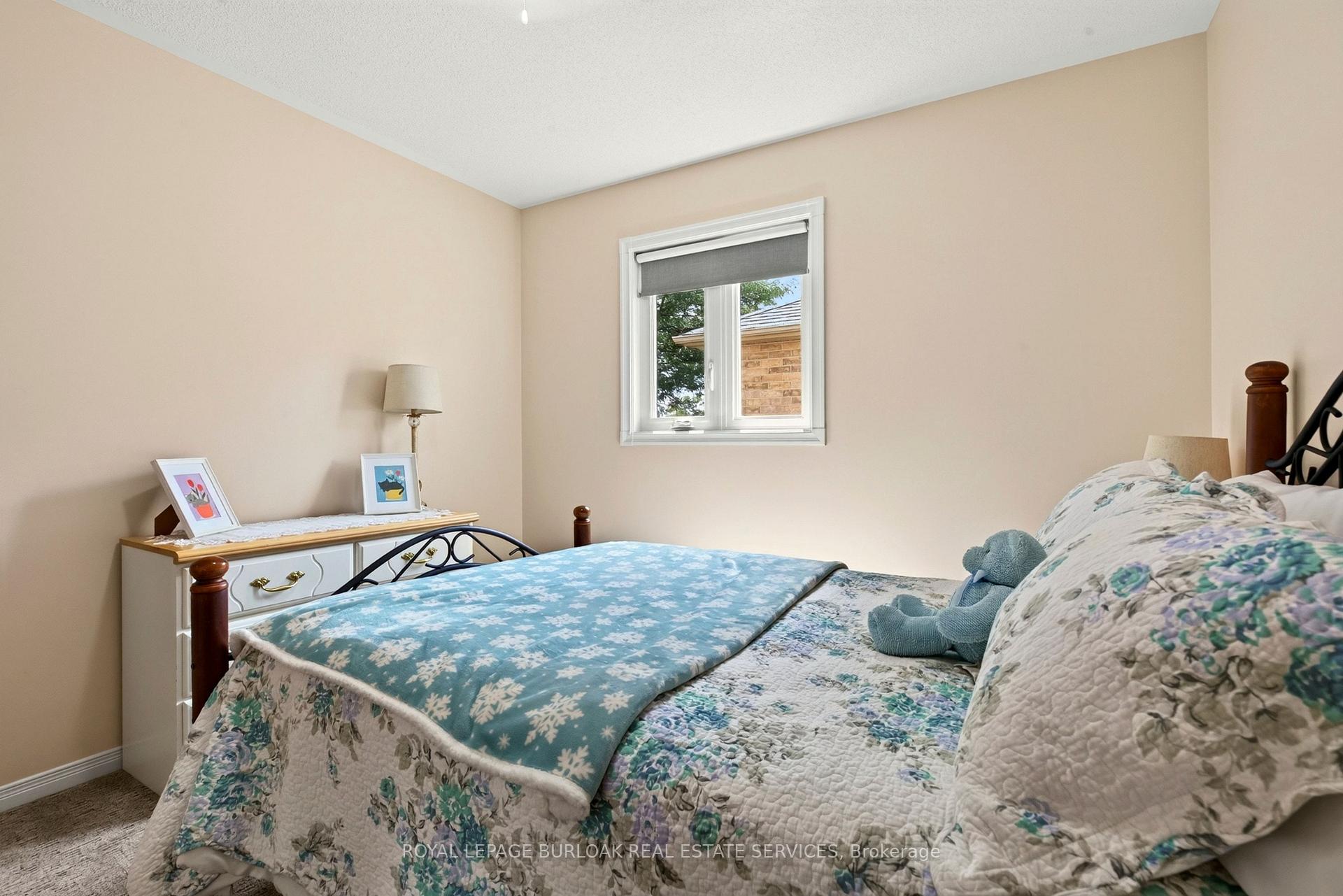 Photo 32 of 31 Grindstone Way, Hamilton, Waterdown — HOMEH