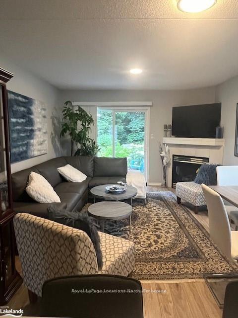 Photo 5 of 285 Mariners Way, Collingwood — HOMEH
