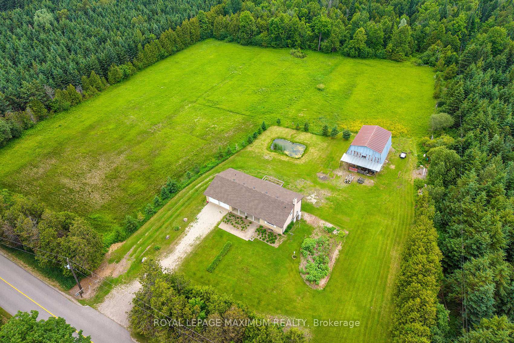 Photo 3 of 5575 7 Line, Guelph/Eramosa, Rural Guelph/Eramosa East — HOMEH