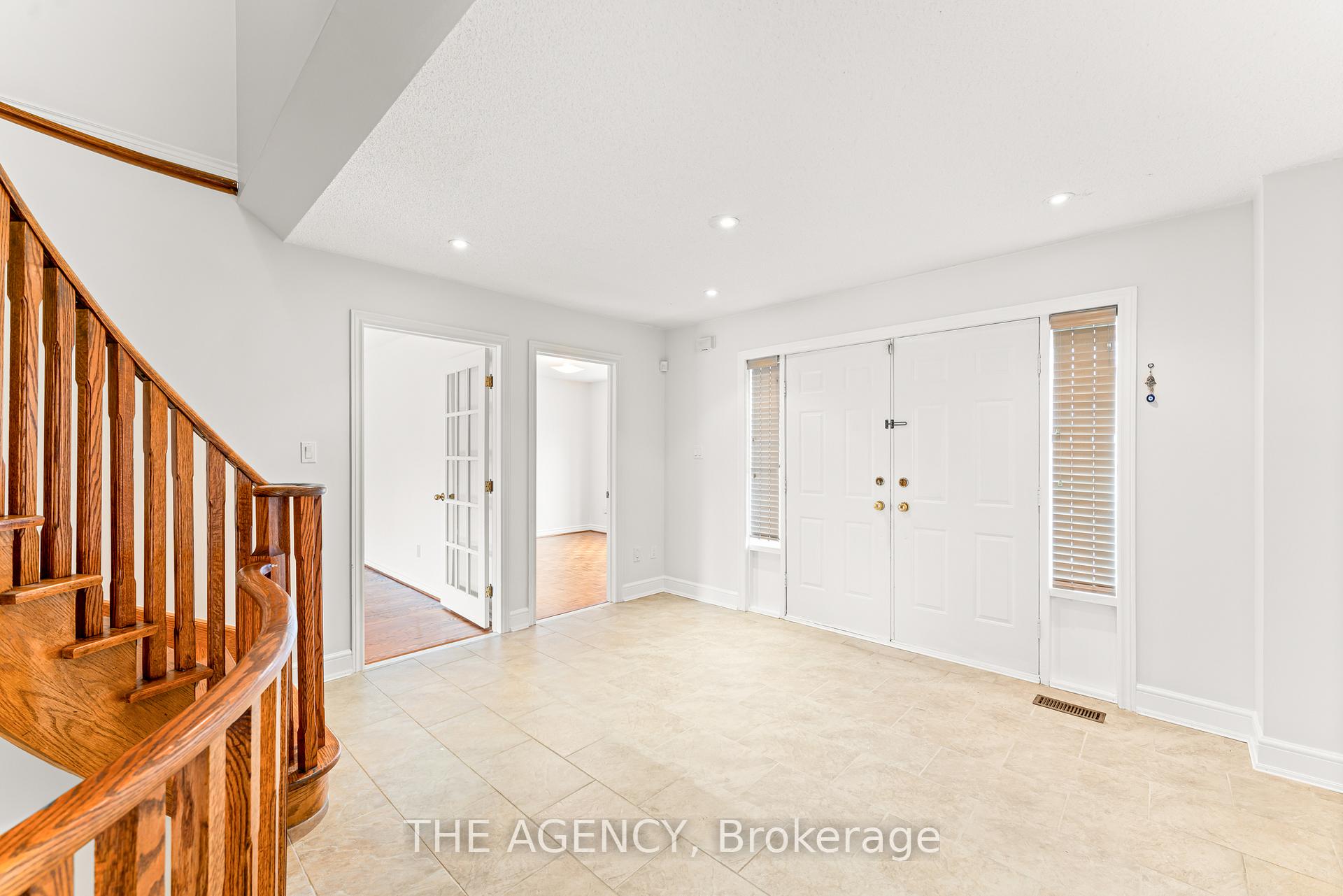 Photo 5 of 92 Russell Snider Drive, King, Nobleton — HOMEH
