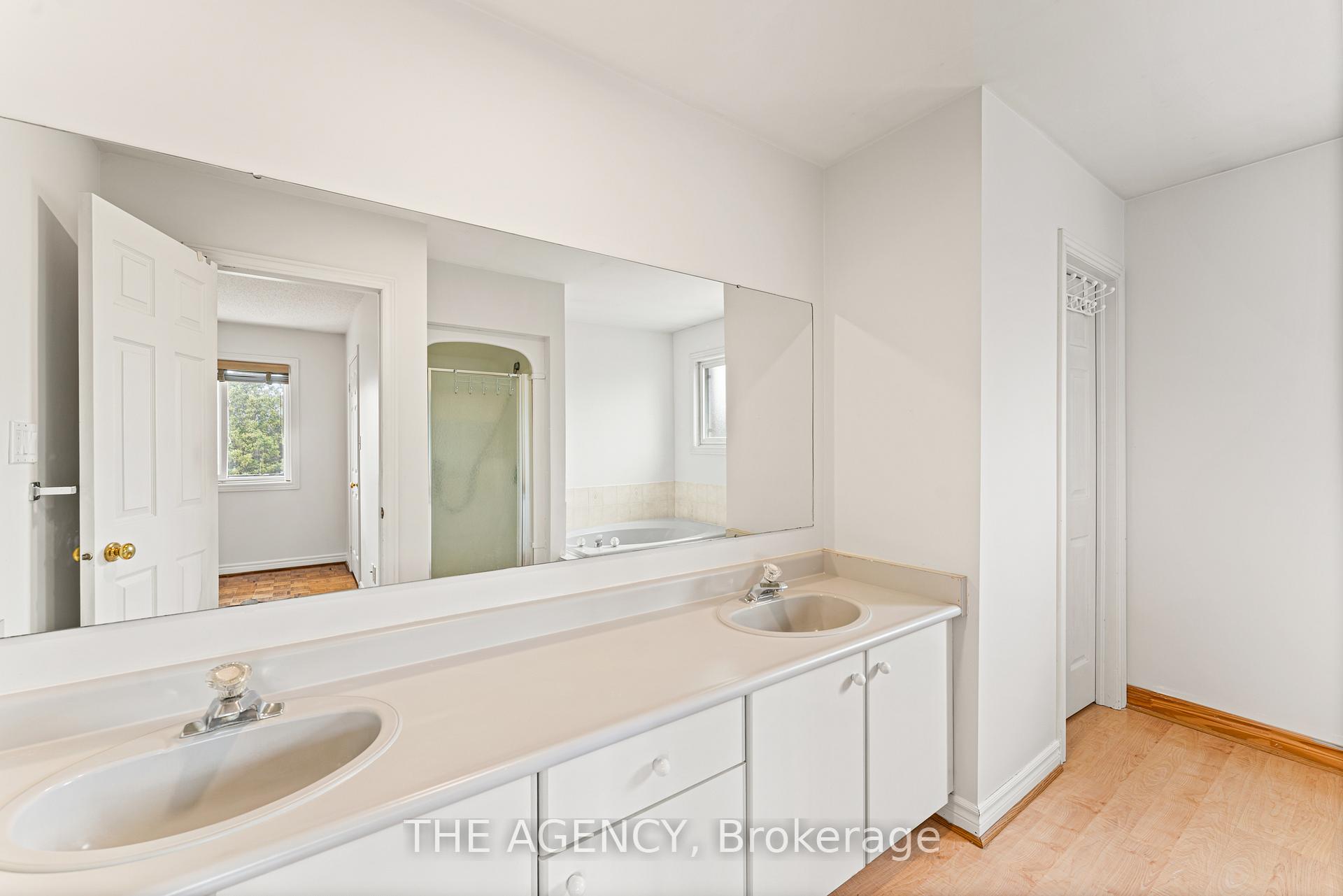 Photo 20 of 92 Russell Snider Drive, King, Nobleton — HOMEH