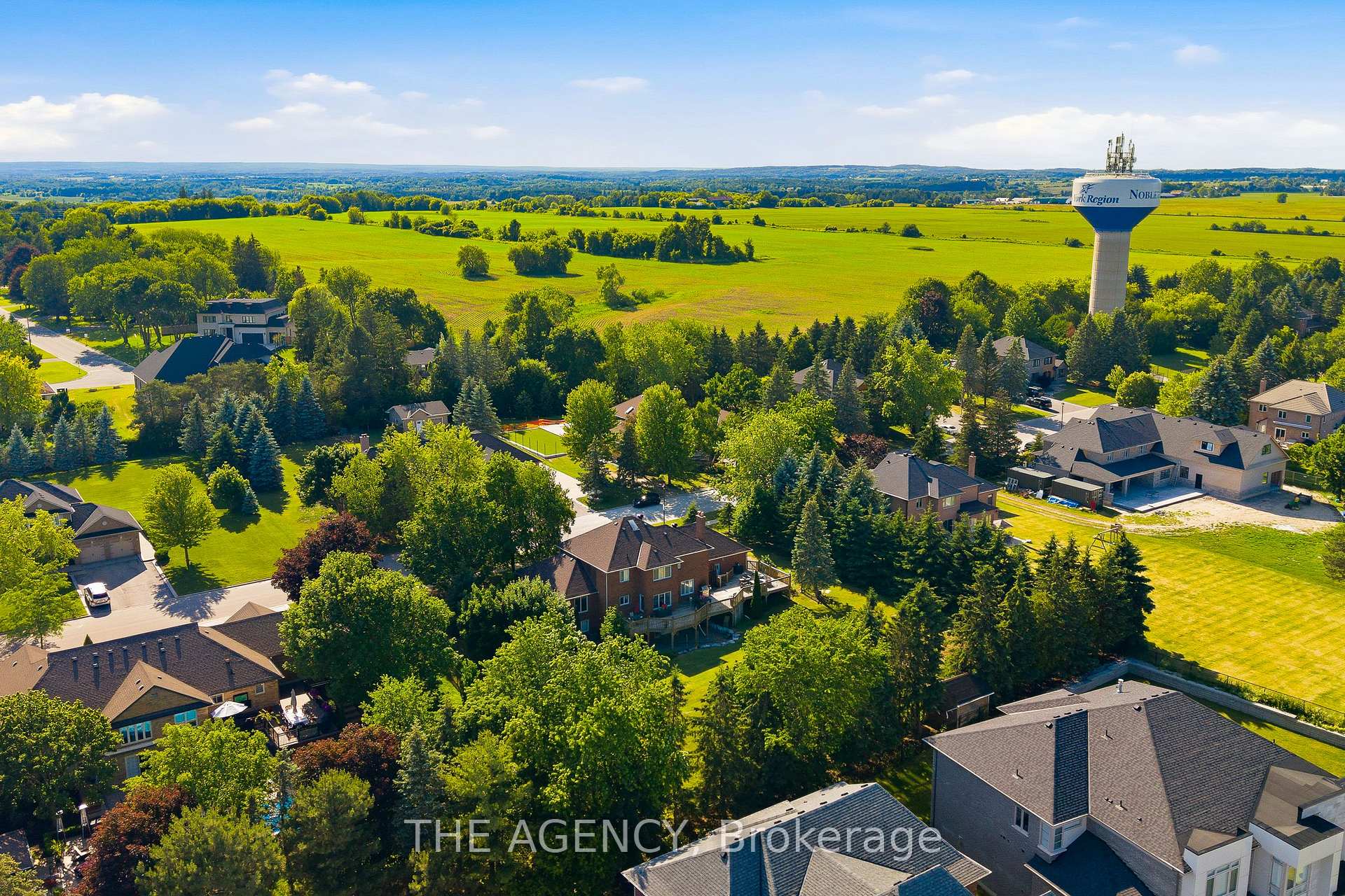 Photo 41 of 92 Russell Snider Drive, King, Nobleton — HOMEH