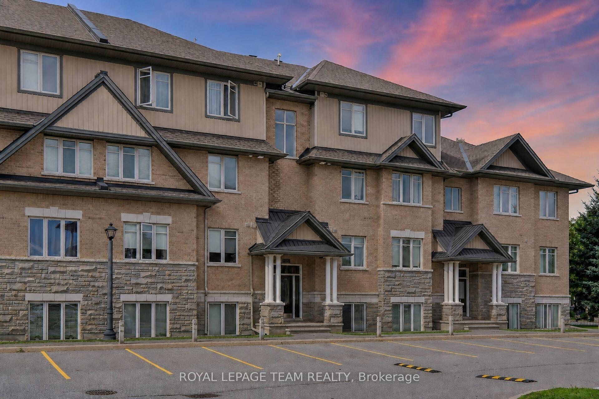 Photo 2 of Unit B, 1004 Beryl Private, Ottawa, Riverside South/Gloucester Glen — HOMEH