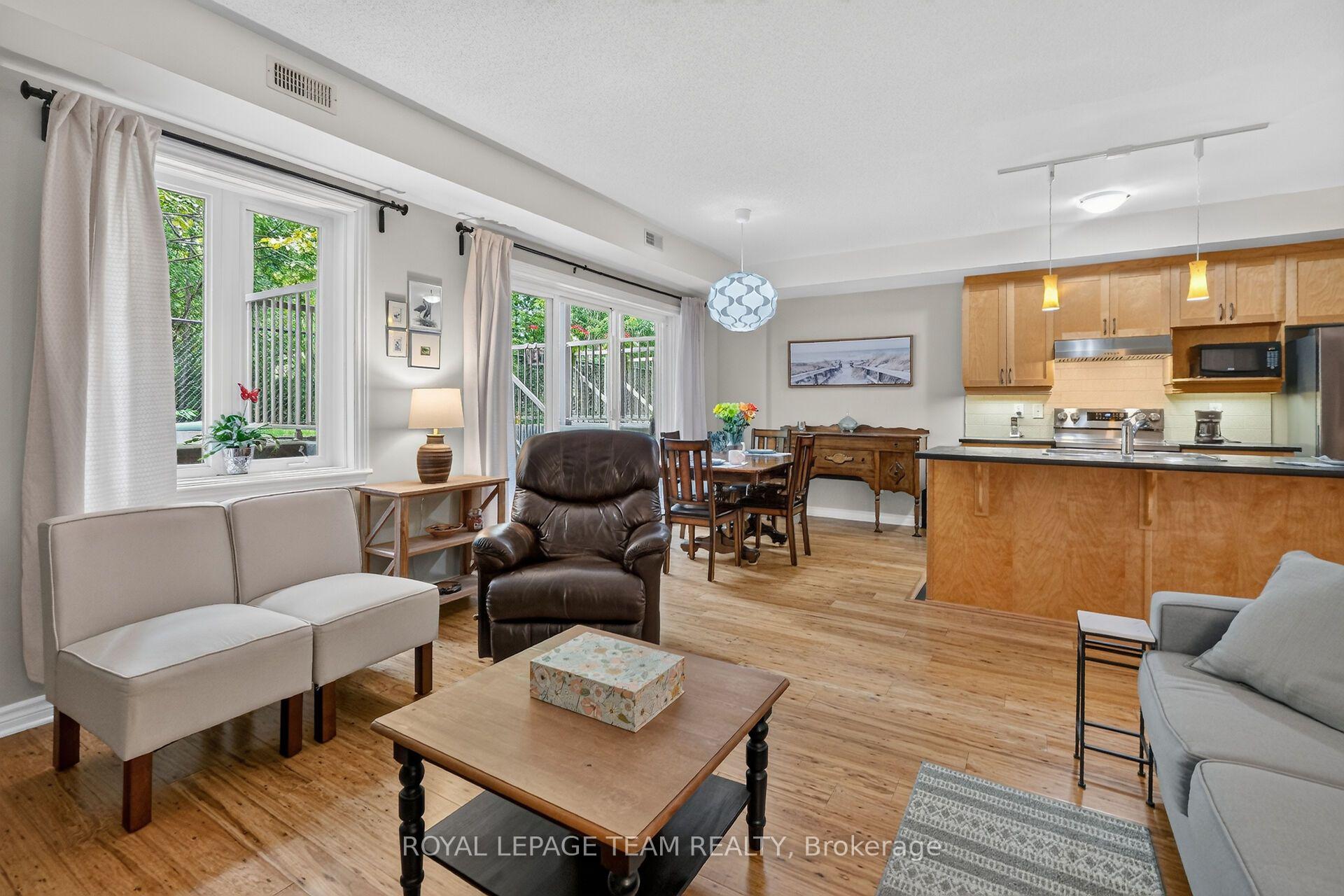 Photo 13 of Unit B, 1004 Beryl Private, Ottawa, Riverside South/Gloucester Glen — HOMEH