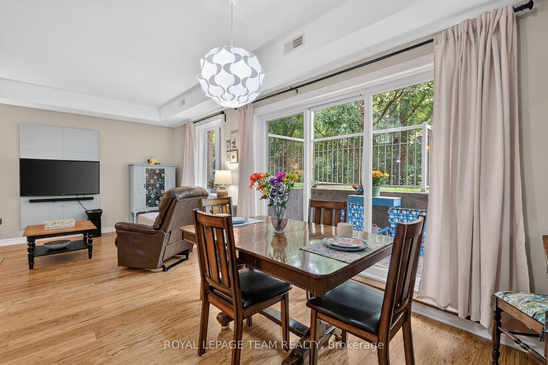 Photo 15 of Unit B, 1004 Beryl Private, Ottawa, Riverside South/Gloucester Glen — HOMEH