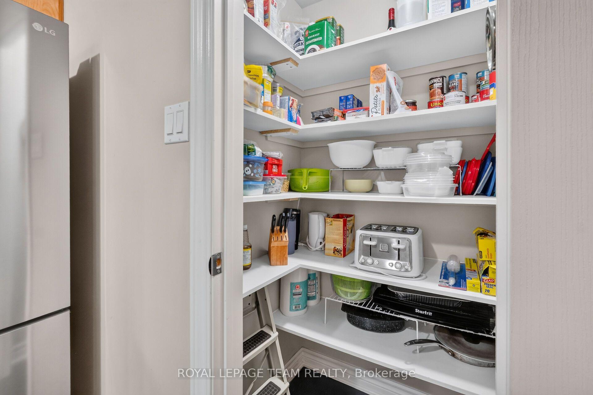 Photo 21 of Unit B, 1004 Beryl Private, Ottawa, Riverside South/Gloucester Glen — HOMEH