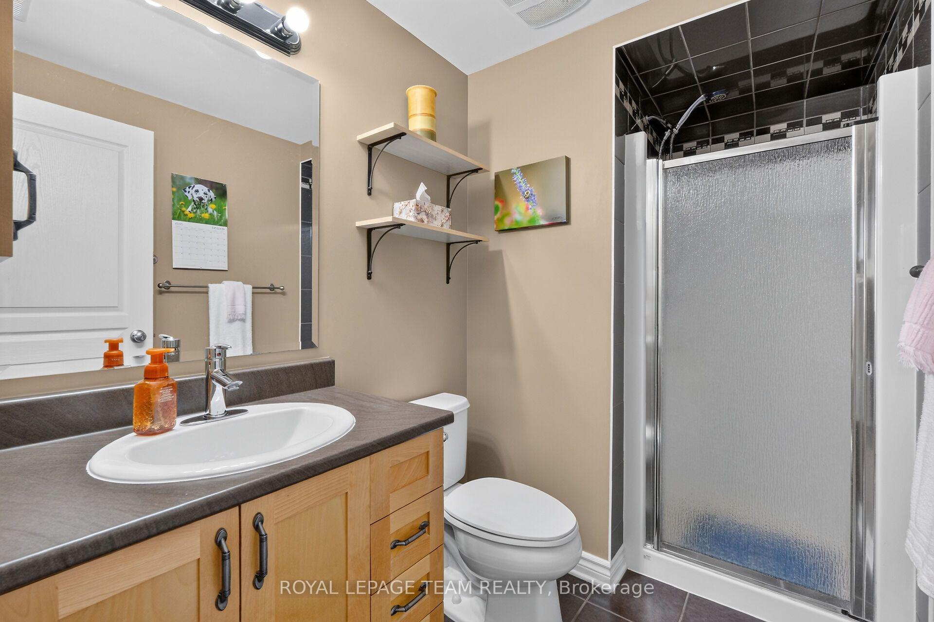 Photo 24 of Unit B, 1004 Beryl Private, Ottawa, Riverside South/Gloucester Glen — HOMEH