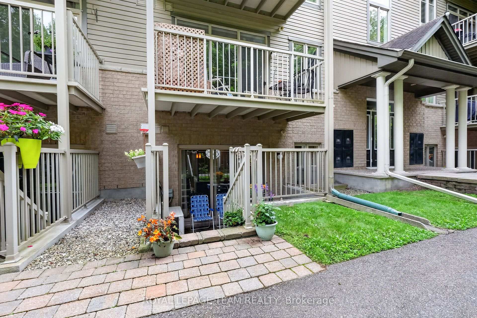 Photo 34 of Unit B, 1004 Beryl Private, Ottawa, Riverside South/Gloucester Glen — HOMEH