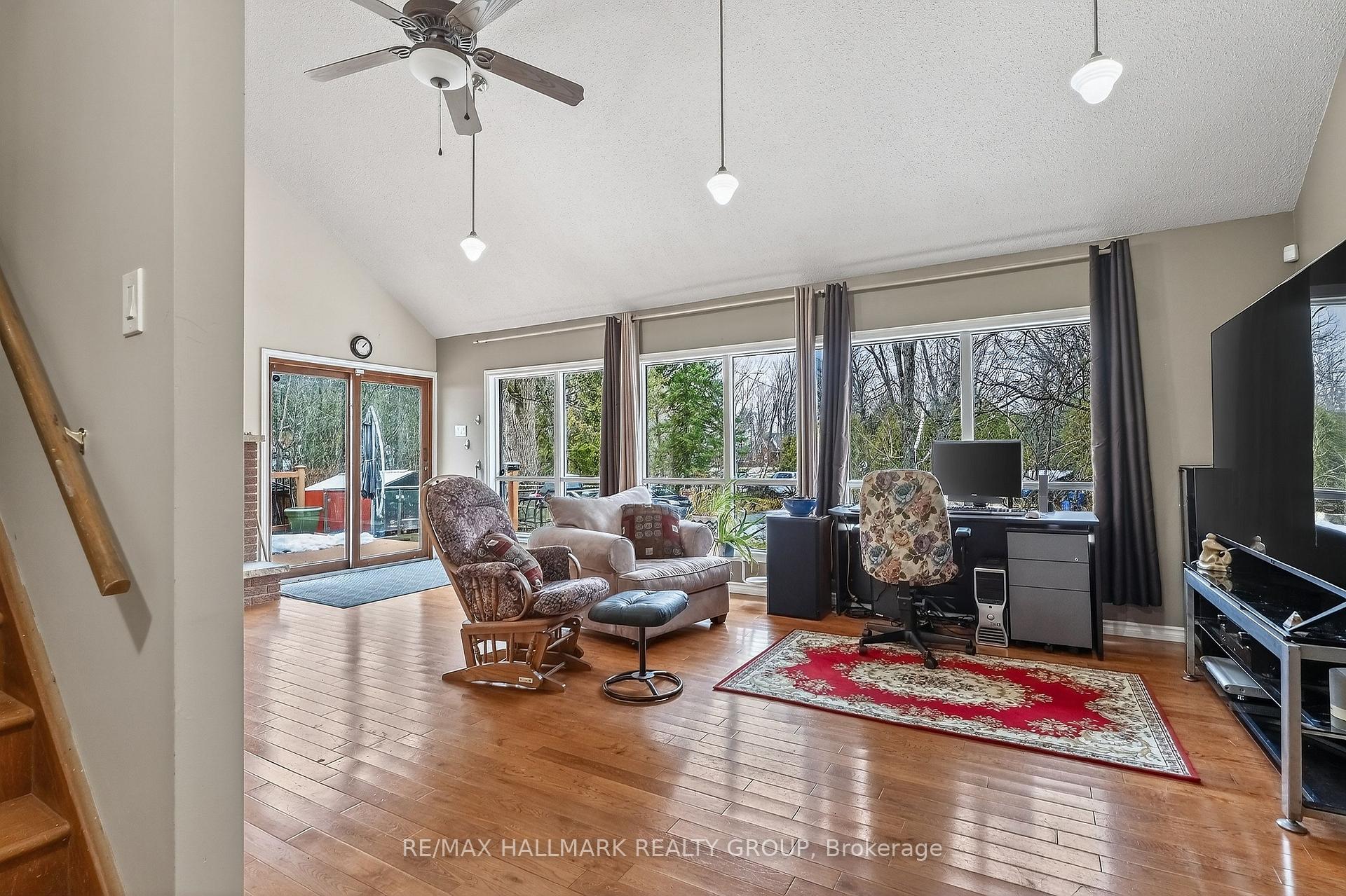 Photo 47 of 201 Moorhead Drive, Ottawa, Fitzroy — HOMEH