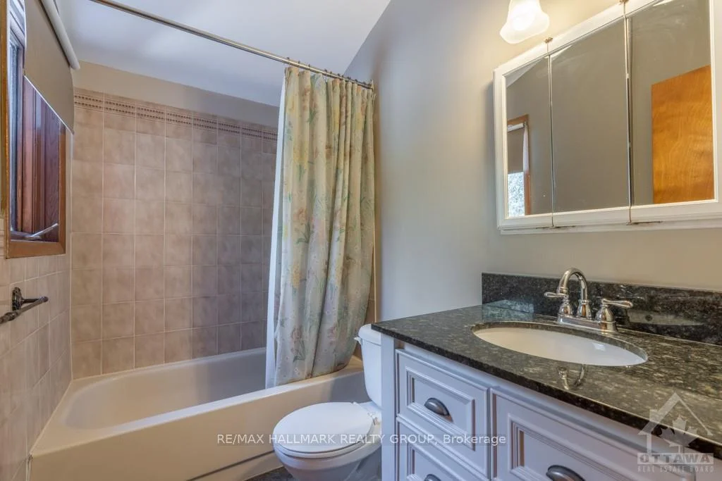 Photo 48 of 201 Moorhead Drive, Ottawa, Fitzroy — HOMEH
