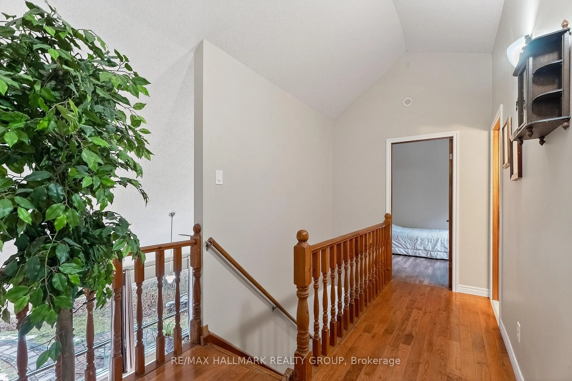 Photo 53 of 201 Moorhead Drive, Ottawa, Fitzroy — HOMEH