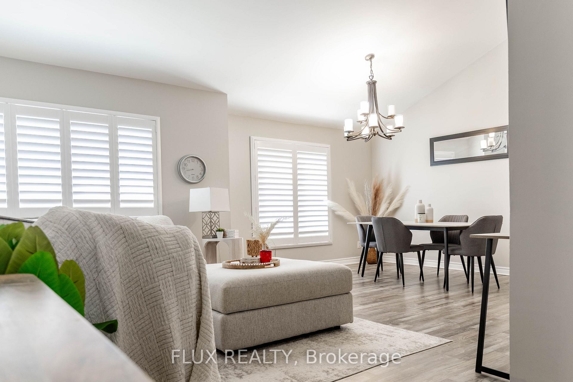 Photo 15 of 82 Overlea Drive, Kitchener, Victoria Hills — HOMEH