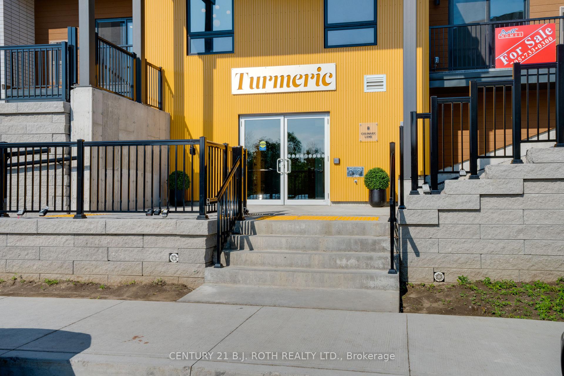 Photo 2 of Unit 308, 8 Culinary Lane, Barrie, Rural Barrie Southeast — HOMEH