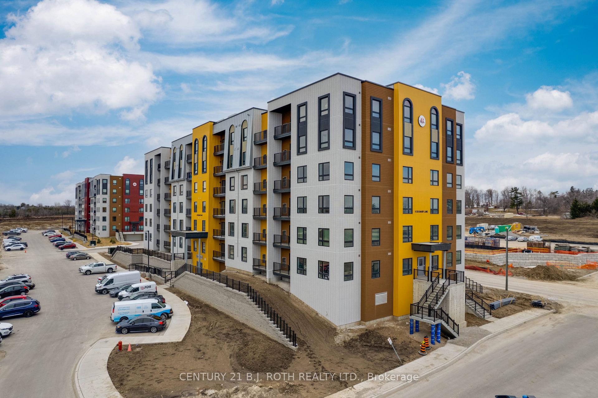 Photo 3 of Unit 308, 8 Culinary Lane, Barrie, Rural Barrie Southeast — HOMEH
