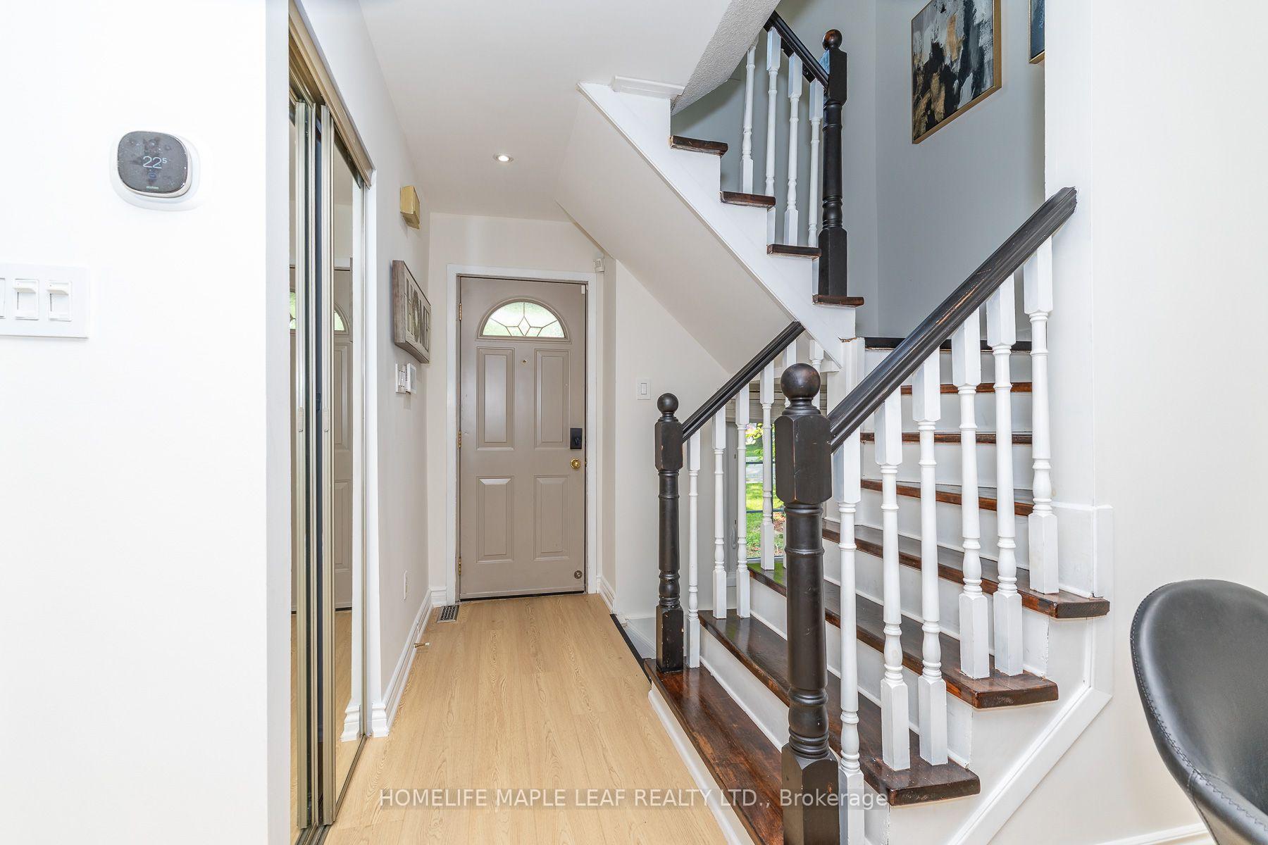 Photo 7 of 43 Barrett Crescent, Ajax, Central West — HOMEH