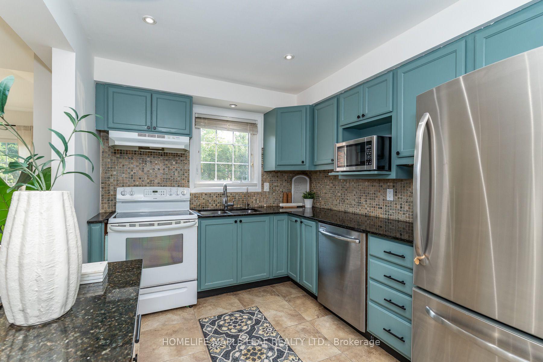 Photo 14 of 43 Barrett Crescent, Ajax, Central West — HOMEH