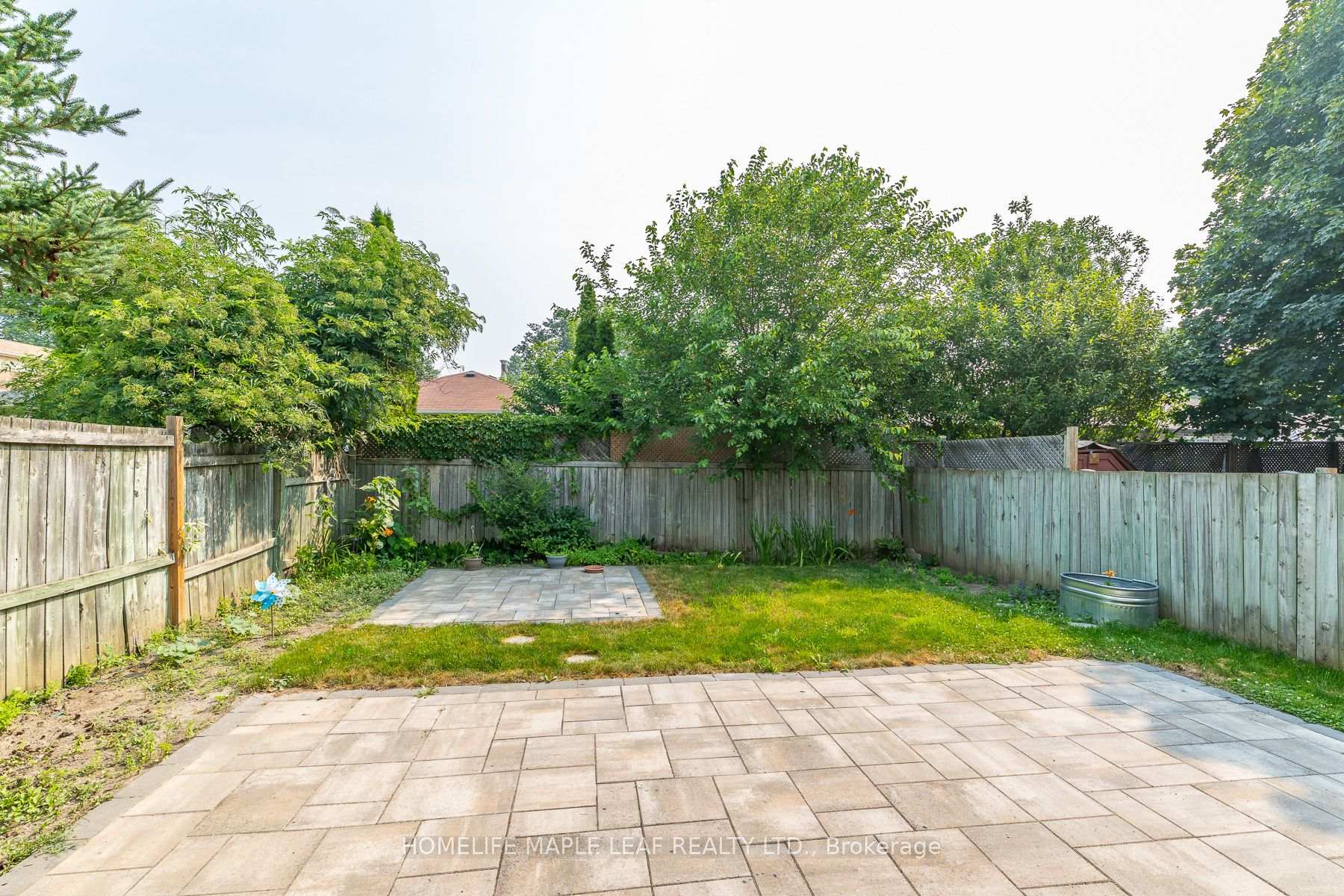 Photo 41 of 43 Barrett Crescent, Ajax, Central West — HOMEH