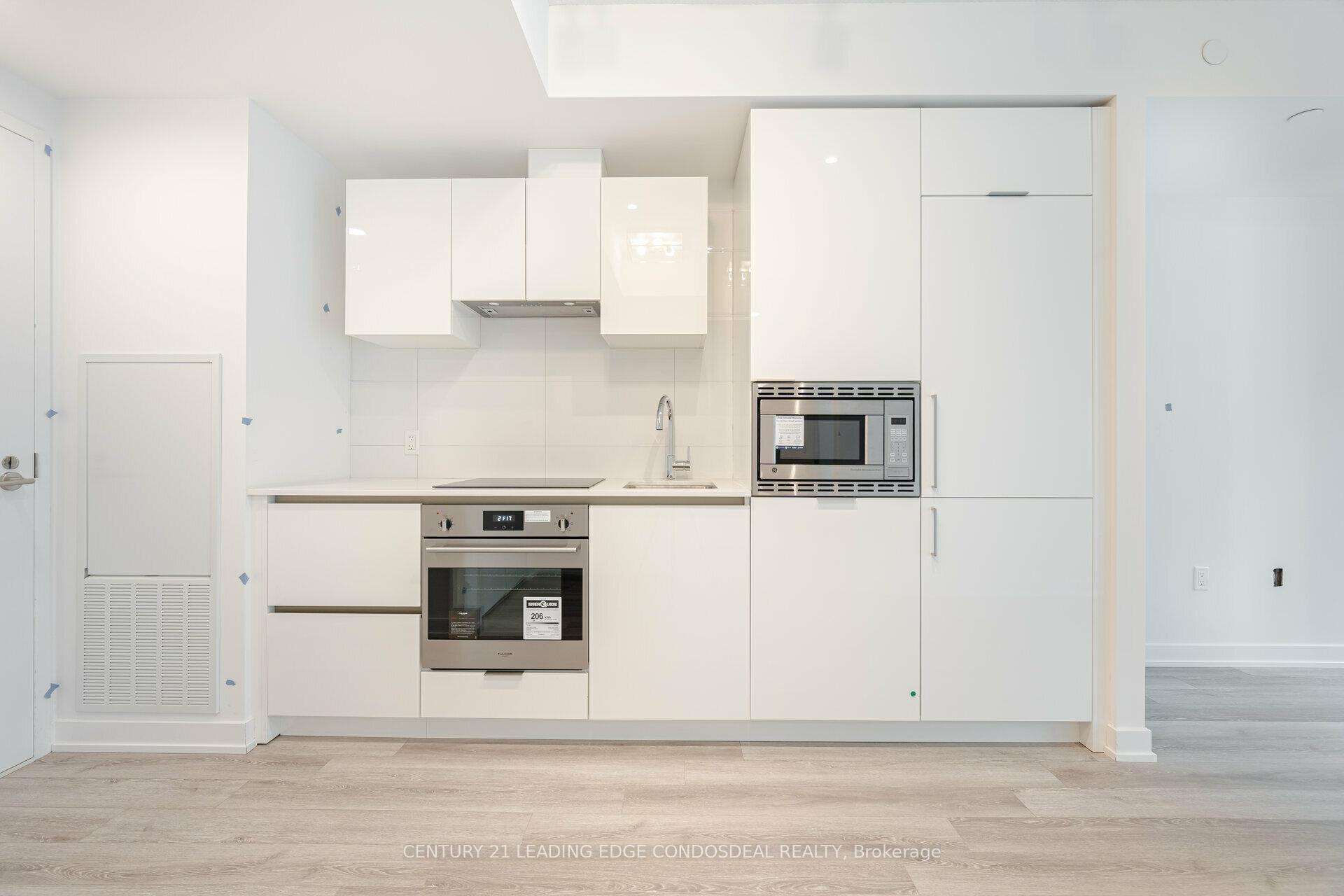Photo 9 of Unit 802, 238 Simcoe Street, Toronto, Kensington-Chinatown — HOMEH