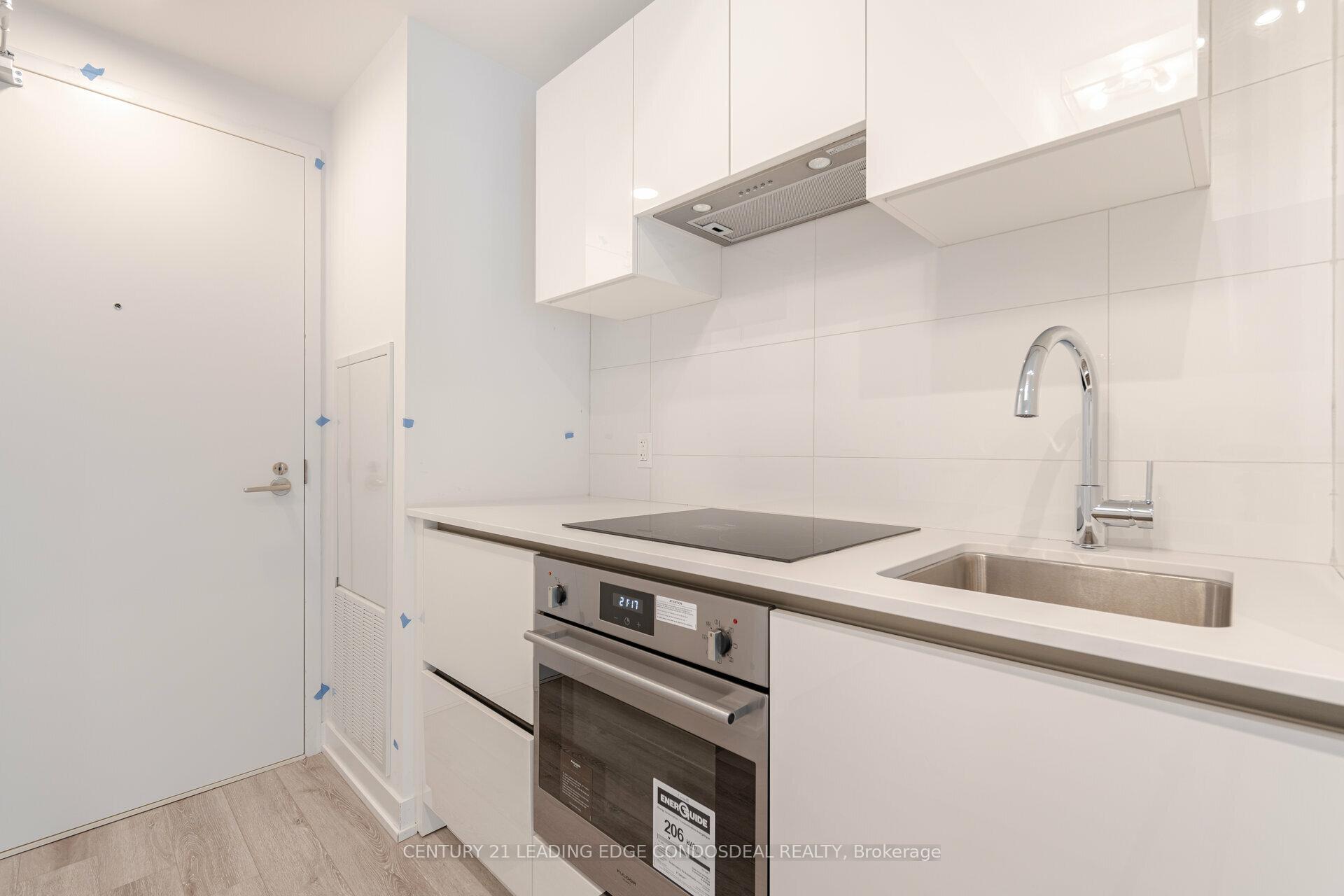 Photo 10 of Unit 802, 238 Simcoe Street, Toronto, Kensington-Chinatown — HOMEH