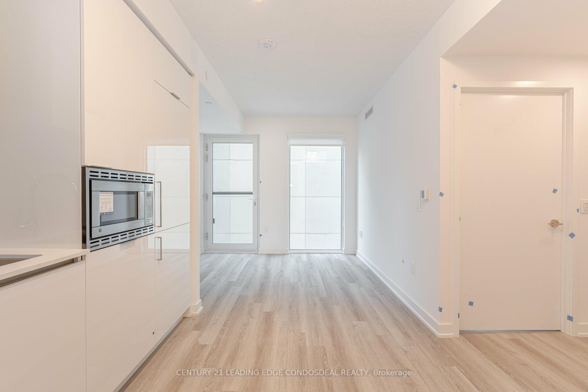 Photo 12 of Unit 802, 238 Simcoe Street, Toronto, Kensington-Chinatown — HOMEH