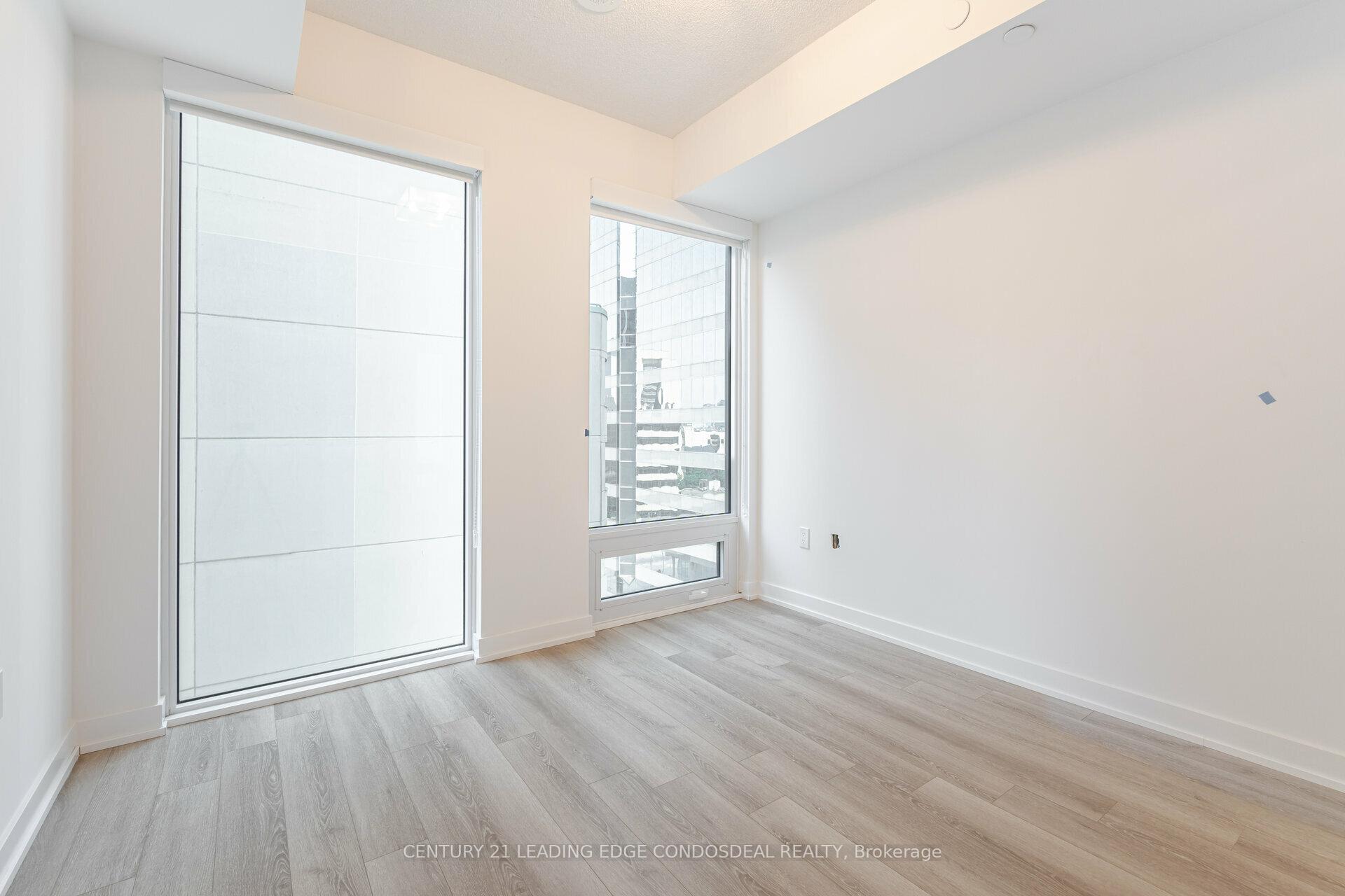 Photo 19 of Unit 802, 238 Simcoe Street, Toronto, Kensington-Chinatown — HOMEH