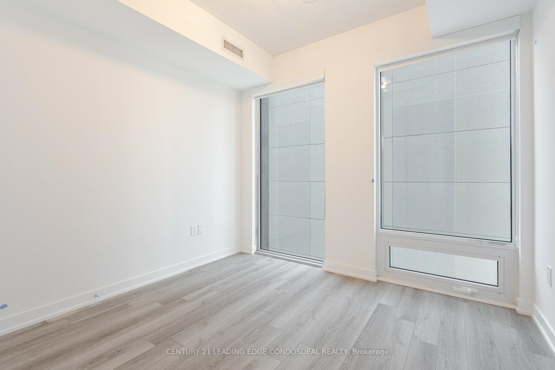 Photo 21 of Unit 802, 238 Simcoe Street, Toronto, Kensington-Chinatown — HOMEH