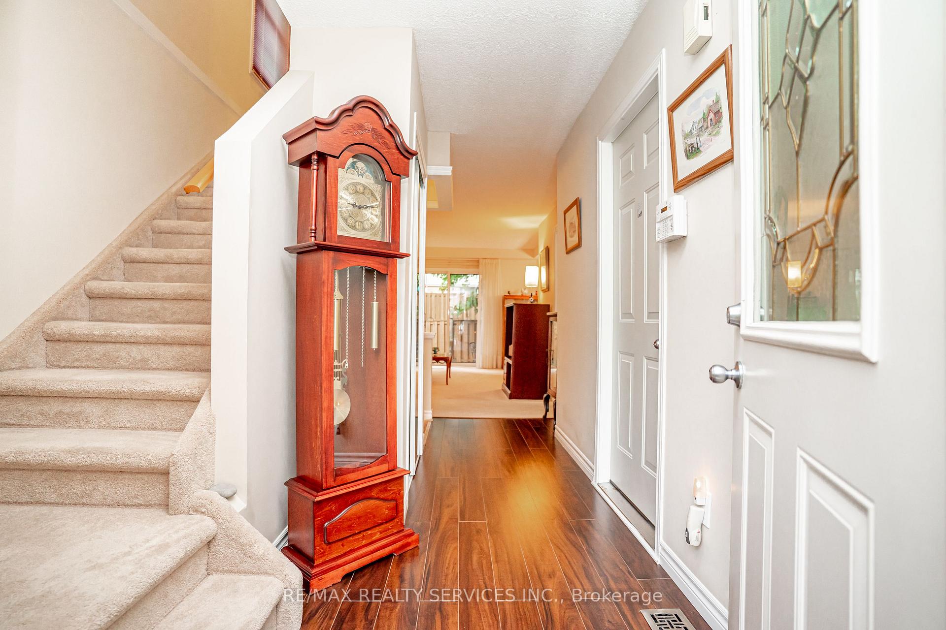 Photo 5 of Unit 125, 125 Ashton Crescent, Brampton, Central Park — HOMEH
