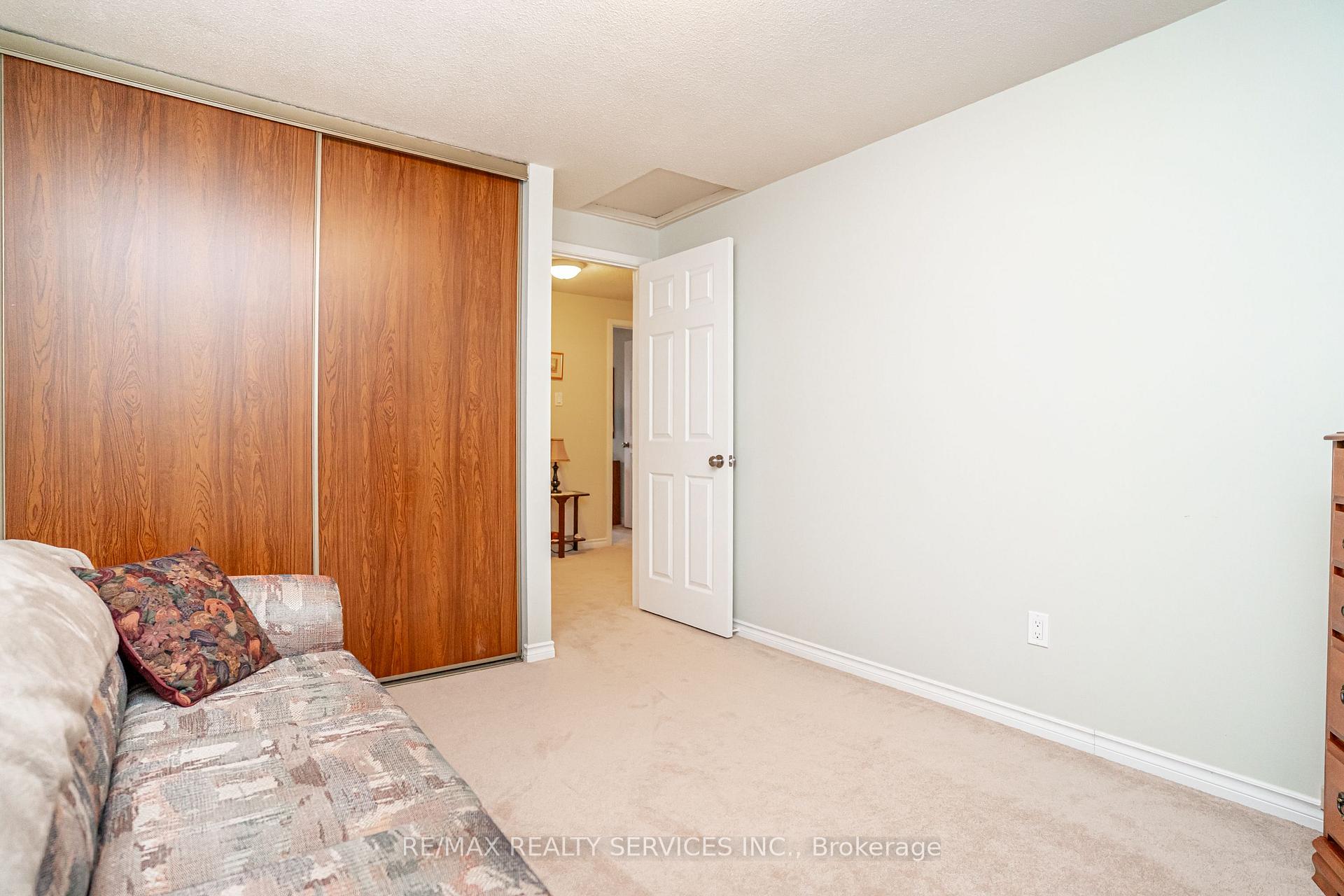 Photo 27 of Unit 125, 125 Ashton Crescent, Brampton, Central Park — HOMEH