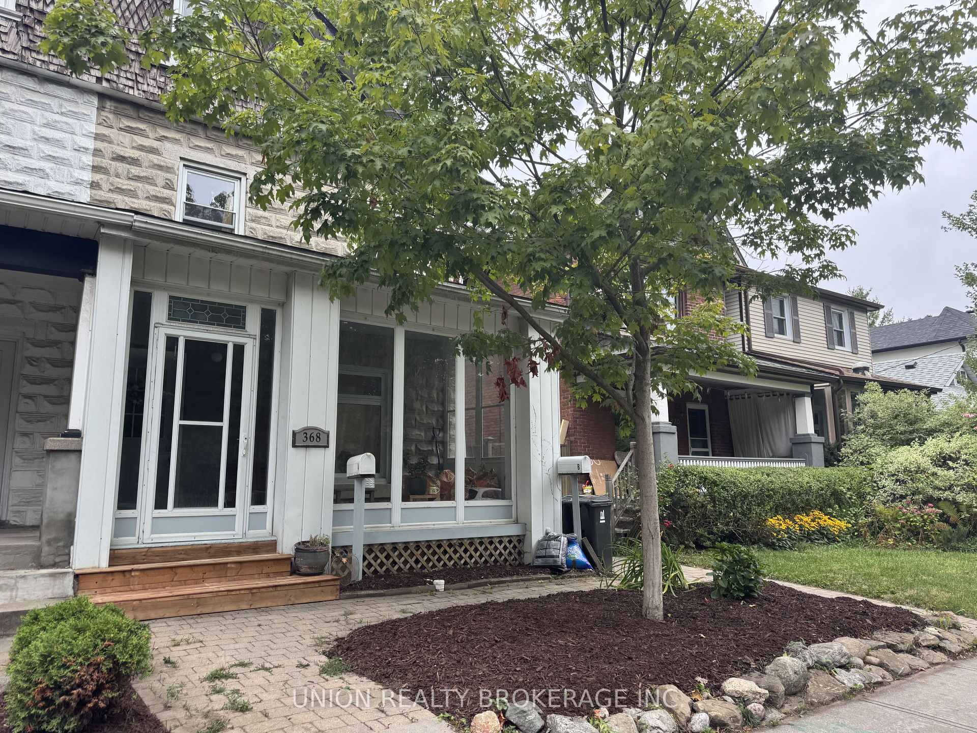 Photo 1 of Unit Upper (Unit A), 368 Main Street, Toronto, Woodbine-Lumsden — HOMEH