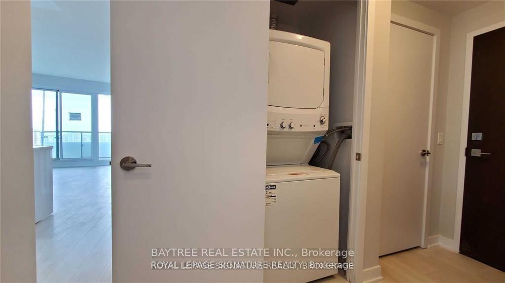 Photo 5 of Unit 1203, 2221 Yonge Street, Toronto, Mount Pleasant West — HOMEH