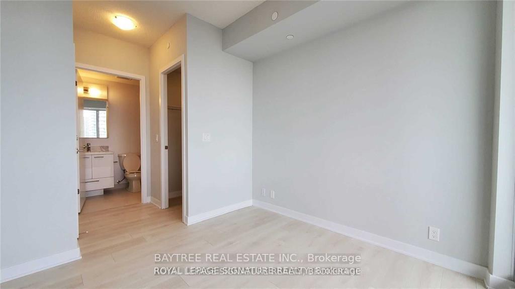 Photo 8 of Unit 1203, 2221 Yonge Street, Toronto, Mount Pleasant West — HOMEH