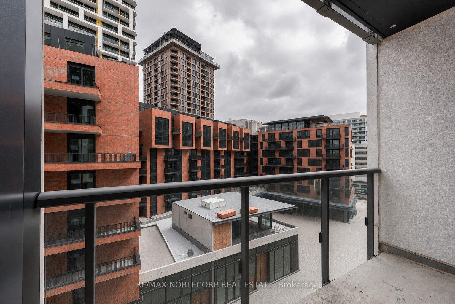 Photo 28 of Unit 812, 292 Verdale Crossing, Markham, Unionville — HOMEH