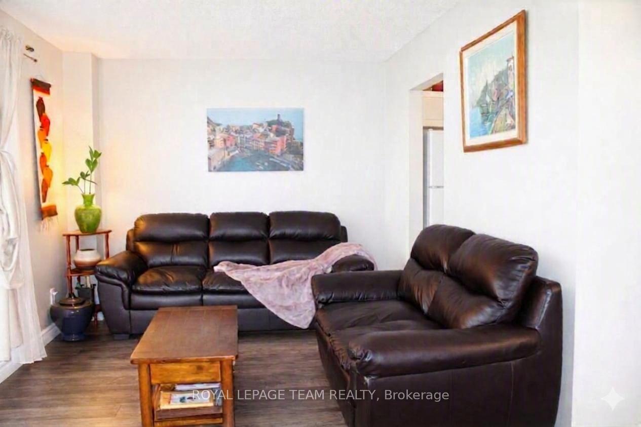 Photo 5 of Unit 53, 503 Sidney Drive, Ottawa, Fallingbrook/Pineridge — HOMEH