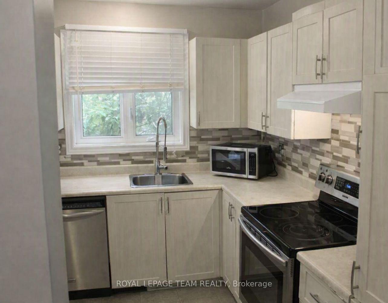 Photo 12 of Unit 53, 503 Sidney Drive, Ottawa, Fallingbrook/Pineridge — HOMEH
