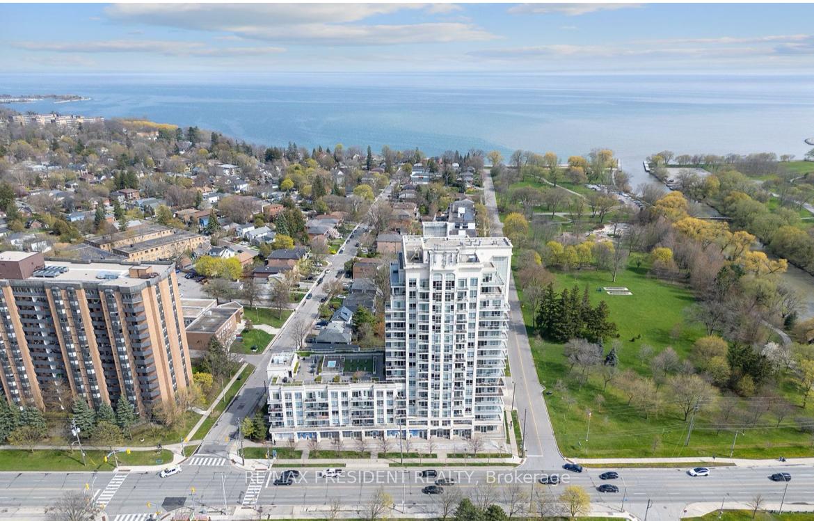 Front of Unit 1101, 3865 Lake Shore Boulevard W