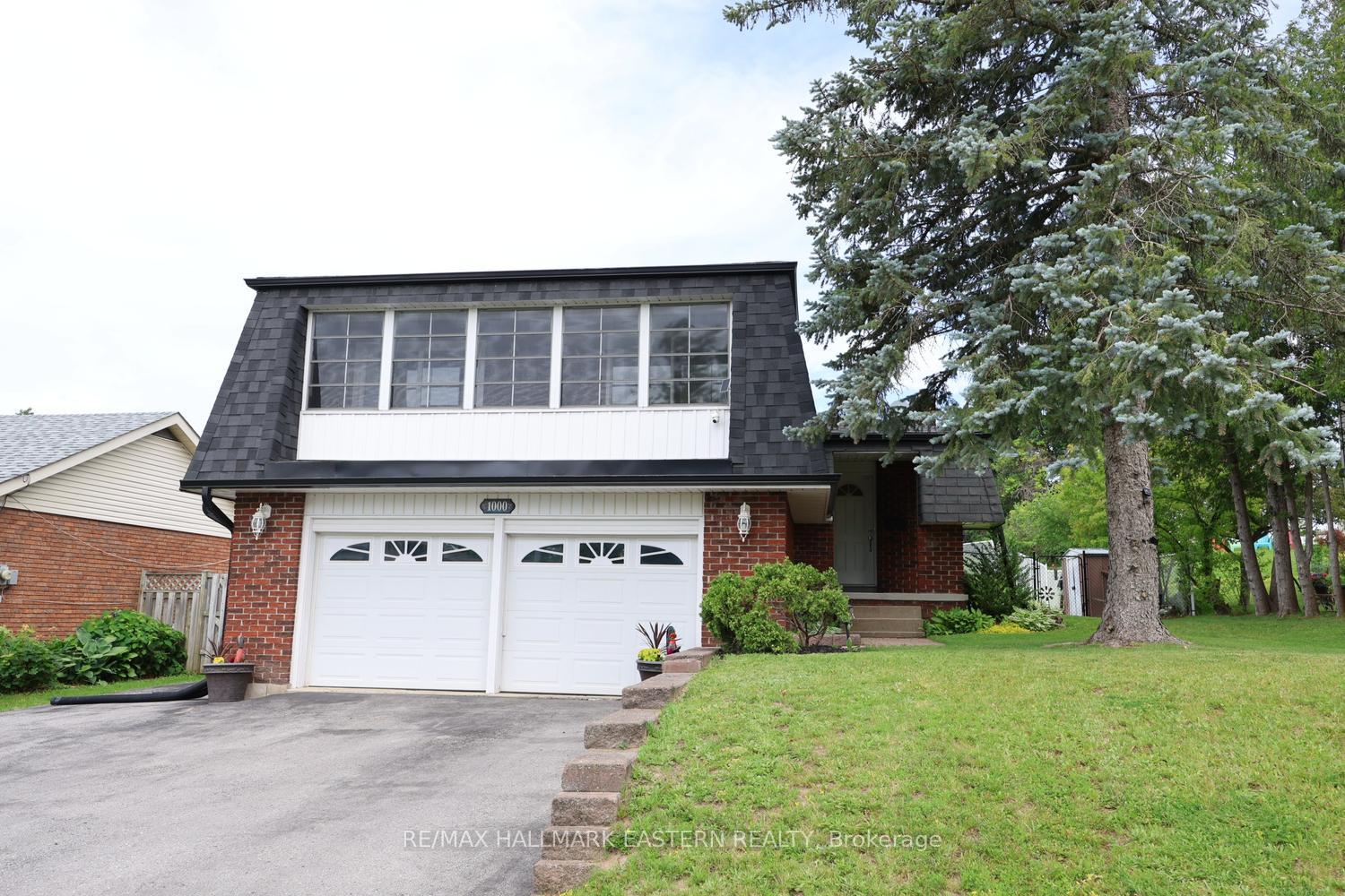 Photo 2 of 1000 Cumberland Avenue, Peterborough, Northcrest Ward 5 — HOMEH